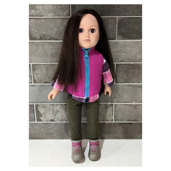 Cititoy My Life As 18" Outdoorsy Doll with Bonus Strawberry Print Umbrella - Picture 5 of 16